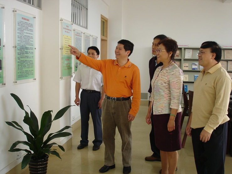 20141125գЭίƽίԱίԱڬڵУ˼оؼָ_